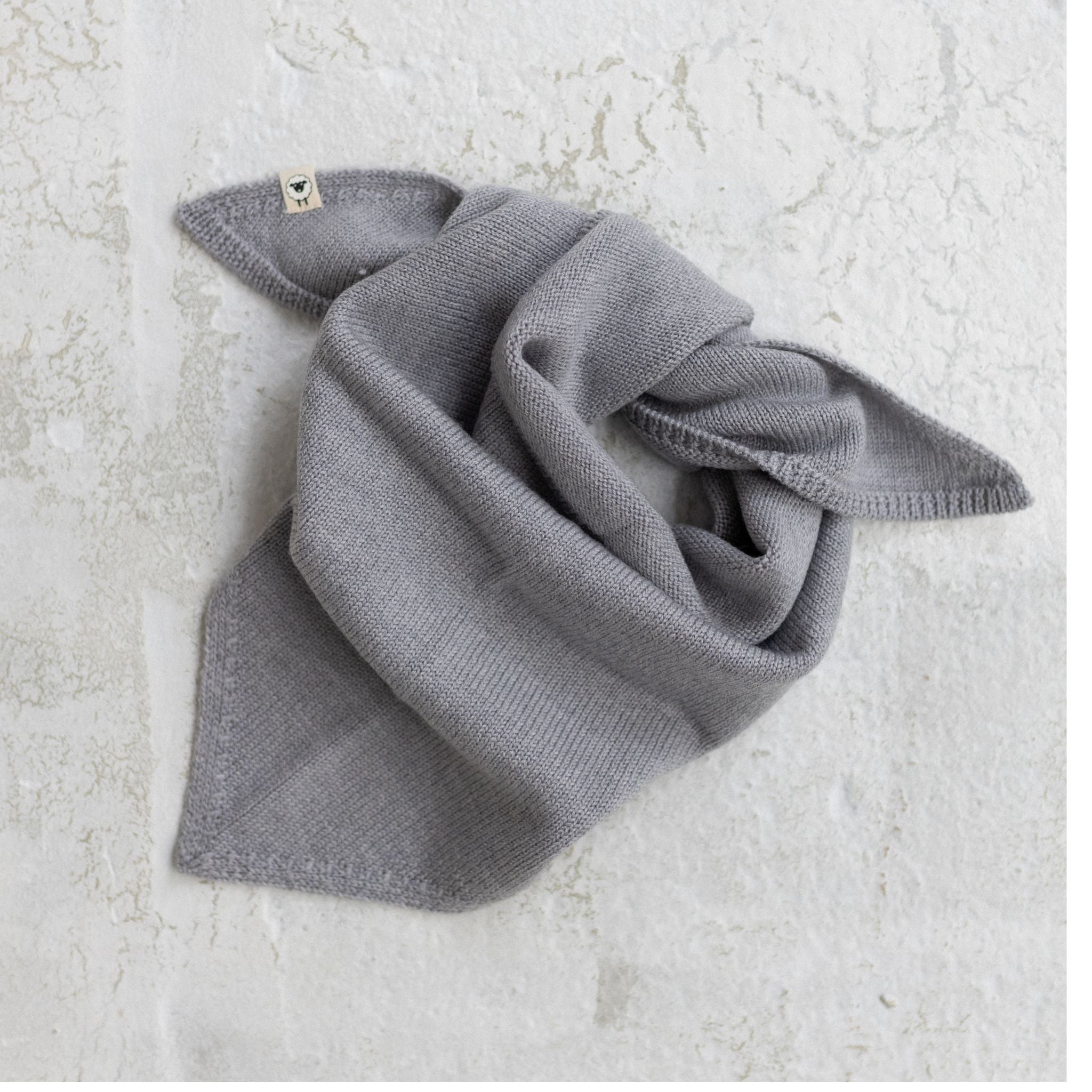 Elise triangular scarf in gray melange