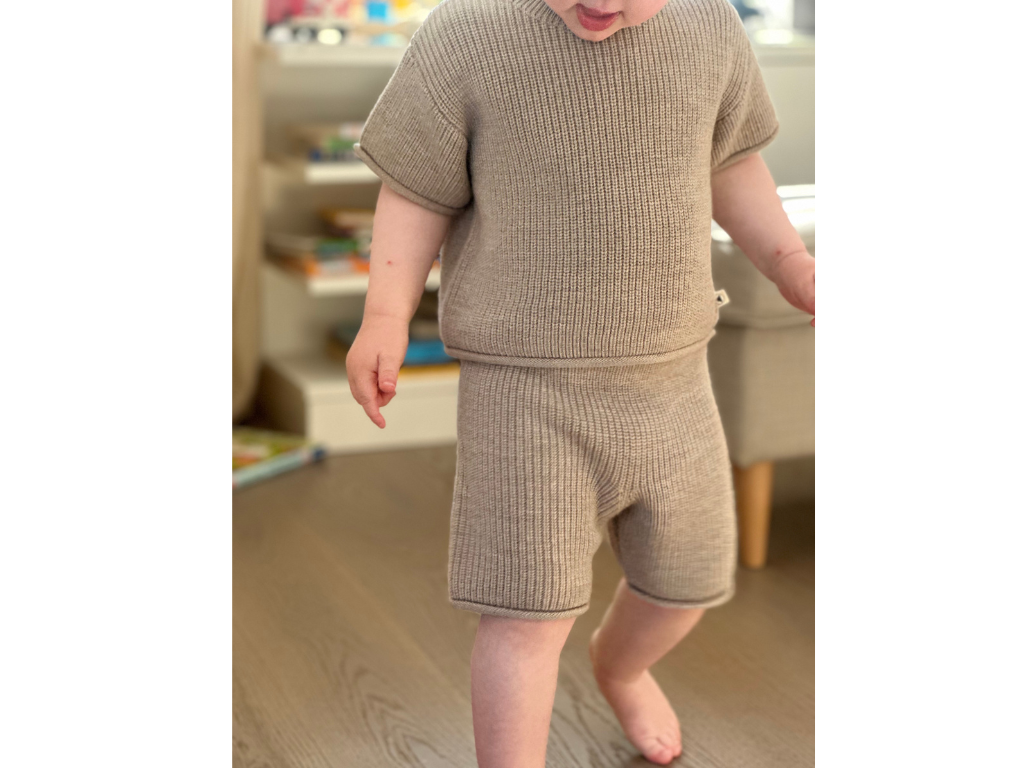 Shorts Lucia in newsand