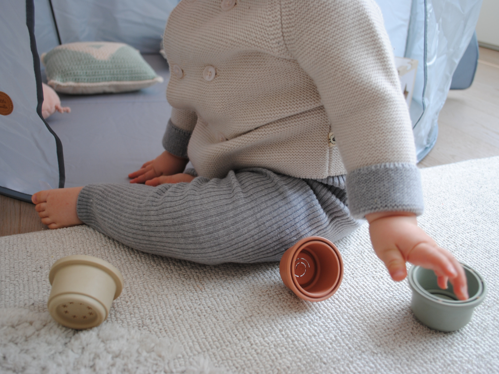 Cardigan "Flori" in creme