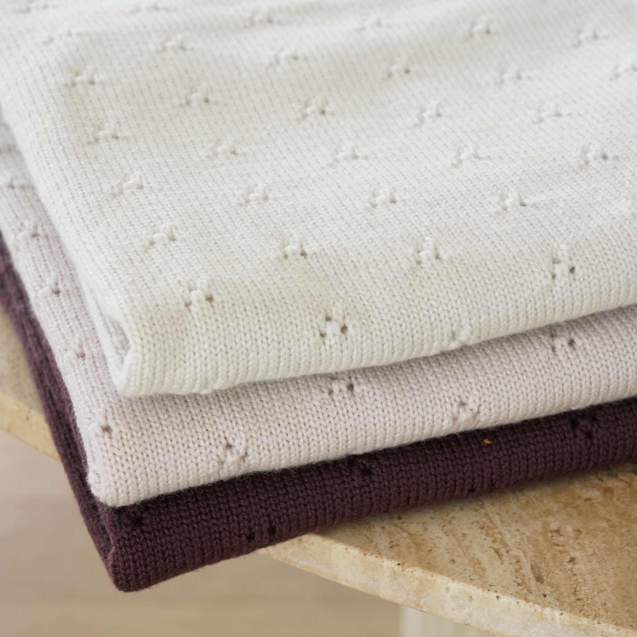 Cuddly blanket "Ida" in rosewood