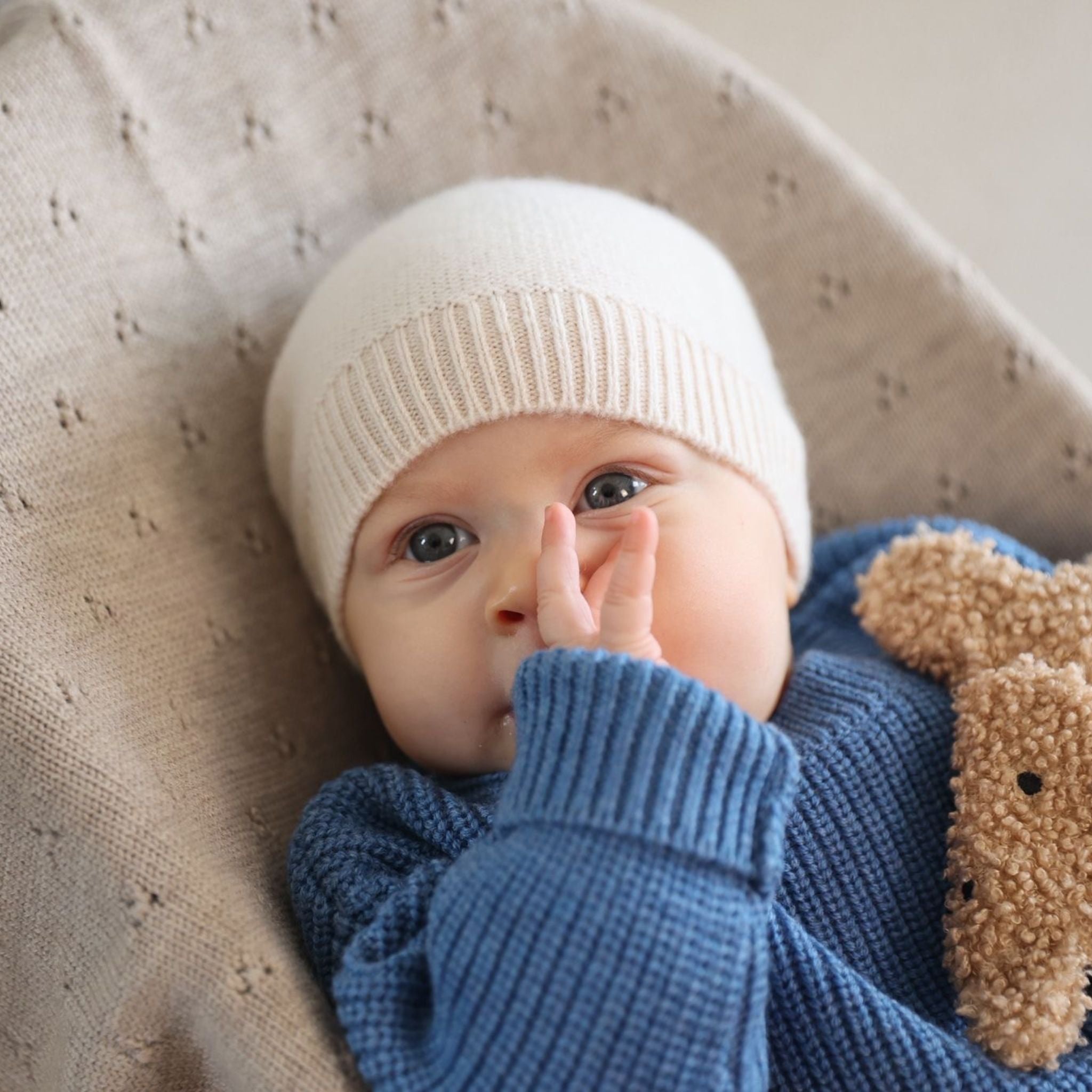 Kuscheldecke "Ida" in new sand